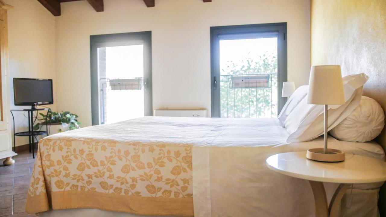 Quattrocolli B&B Quattro Castella Exteriör bild